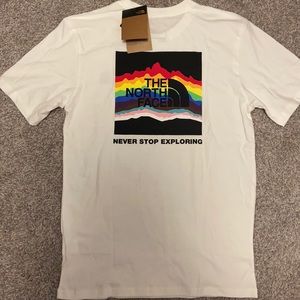 ⭐️NWT🌈 NORTH FACE T-SHIRTS 🌈